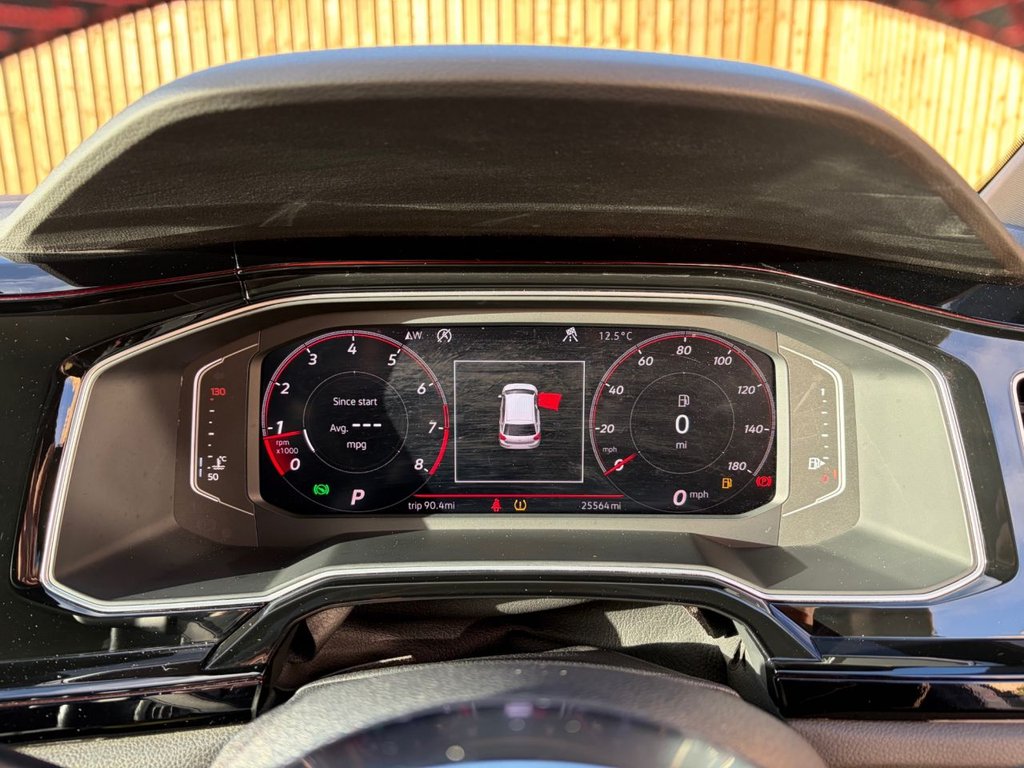 Used Volkswagen Polo 2018 for sale - 77422052: Photo 23