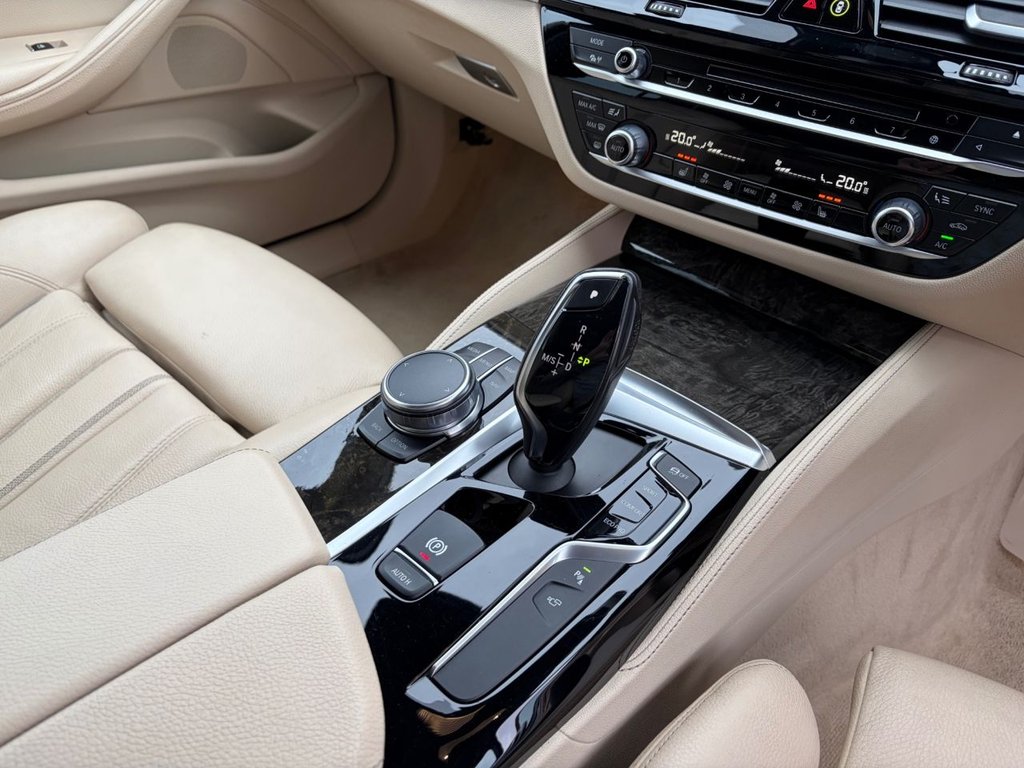 Used BMW 5 Series 2017 for sale - 76123643: Photo 25