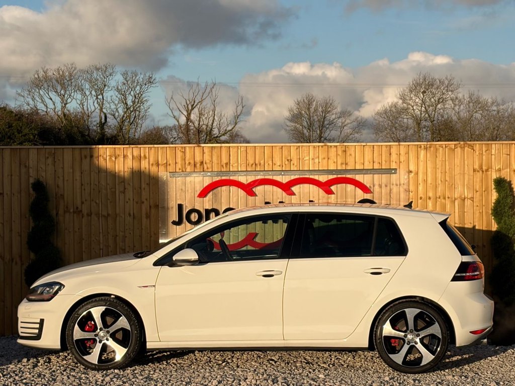 Used Volkswagen Golf 2014 for sale - 76724272: Photo 8