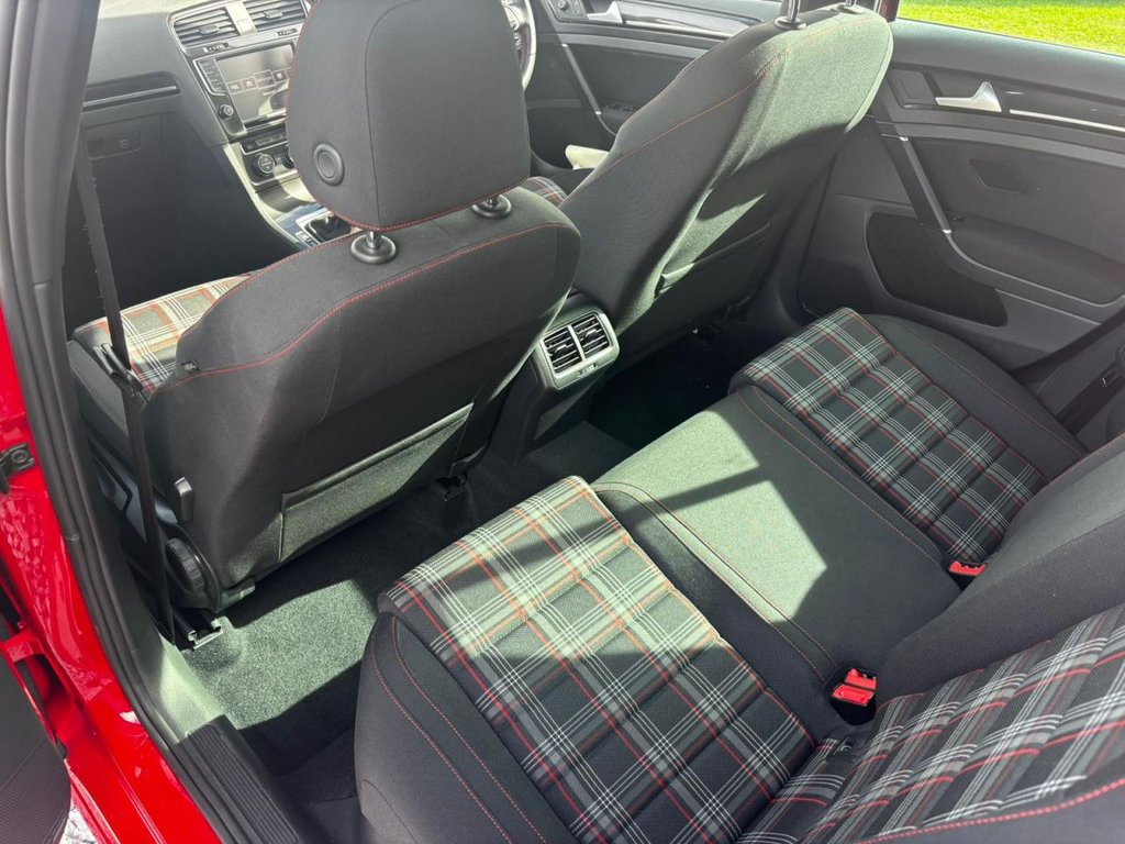 Used Volkswagen Golf 2016 for sale - 76118741: Photo 19