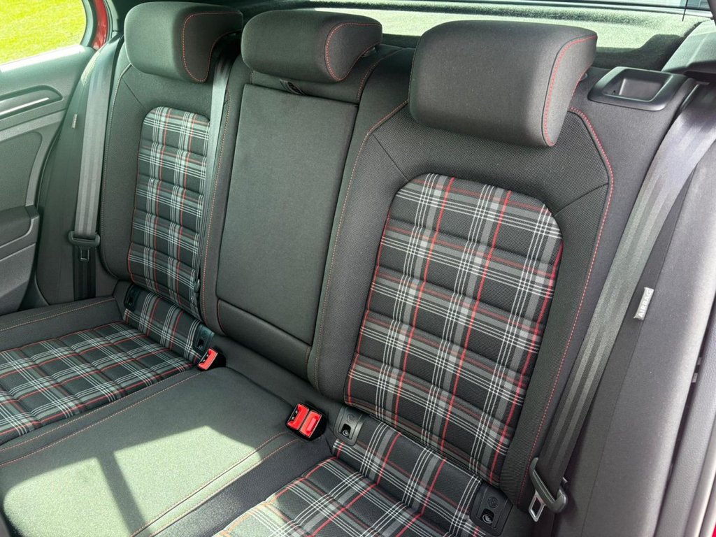 Used Volkswagen Golf 2016 for sale - 76118741: Photo 20