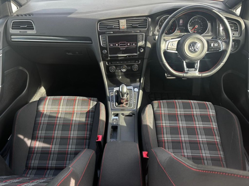 Used Volkswagen Golf 2016 for sale - 76118741: Photo 24