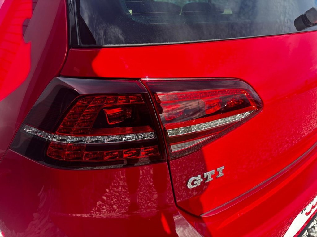 Used Volkswagen Golf 2016 for sale - 76118741: Photo 8