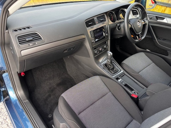 Used Volkswagen Golf 2014 for sale - 76123669: Photo 15
