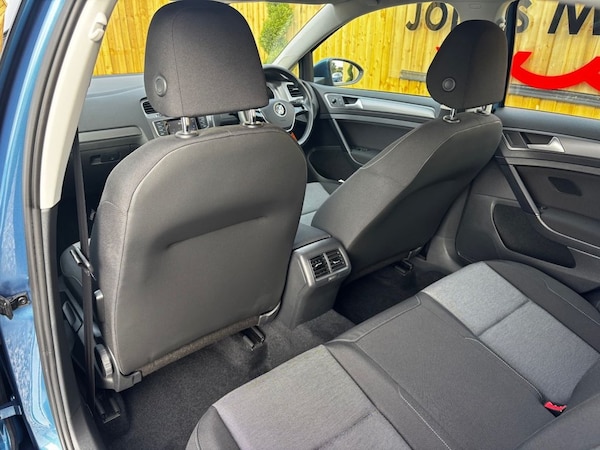 Used Volkswagen Golf 2014 for sale - 76123669: Photo 16