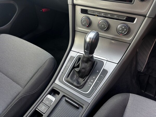 Used Volkswagen Golf 2014 for sale - 76123669: Photo 20