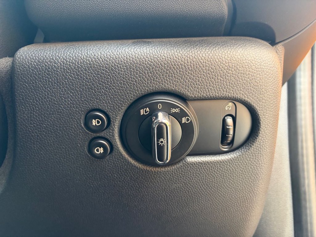 Used MINI Hatch 2016 for sale - 76724290: Photo 24