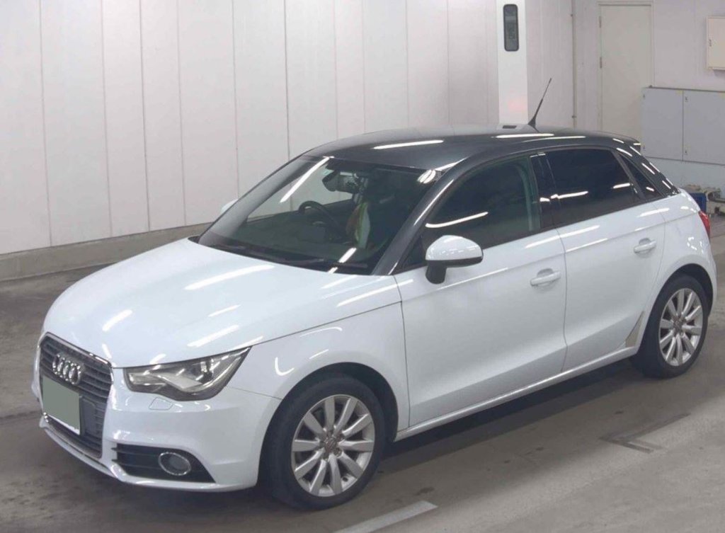 Used Audi A1 2014 for sale - 76724369: Photo 2
