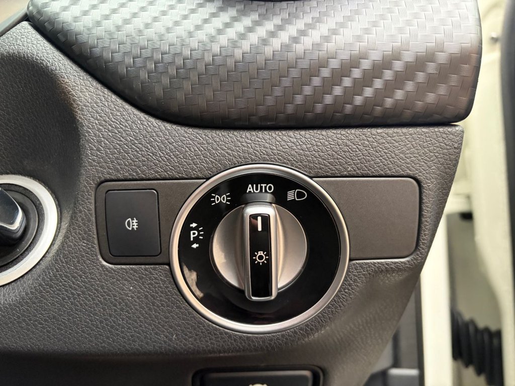 Used Mercedes-Benz A-Class 2014 for sale - 76840968: Photo 26