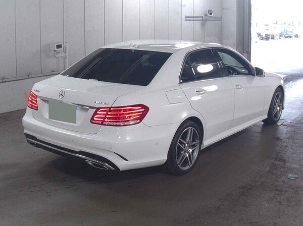 Used Mercedes-Benz E Class 2016 for sale - 76123648: Photo 4