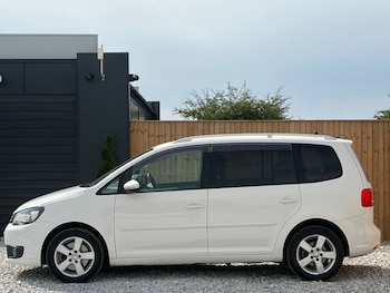 Used Volkswagen Touran 2012 for sale - 79345623: Photo
