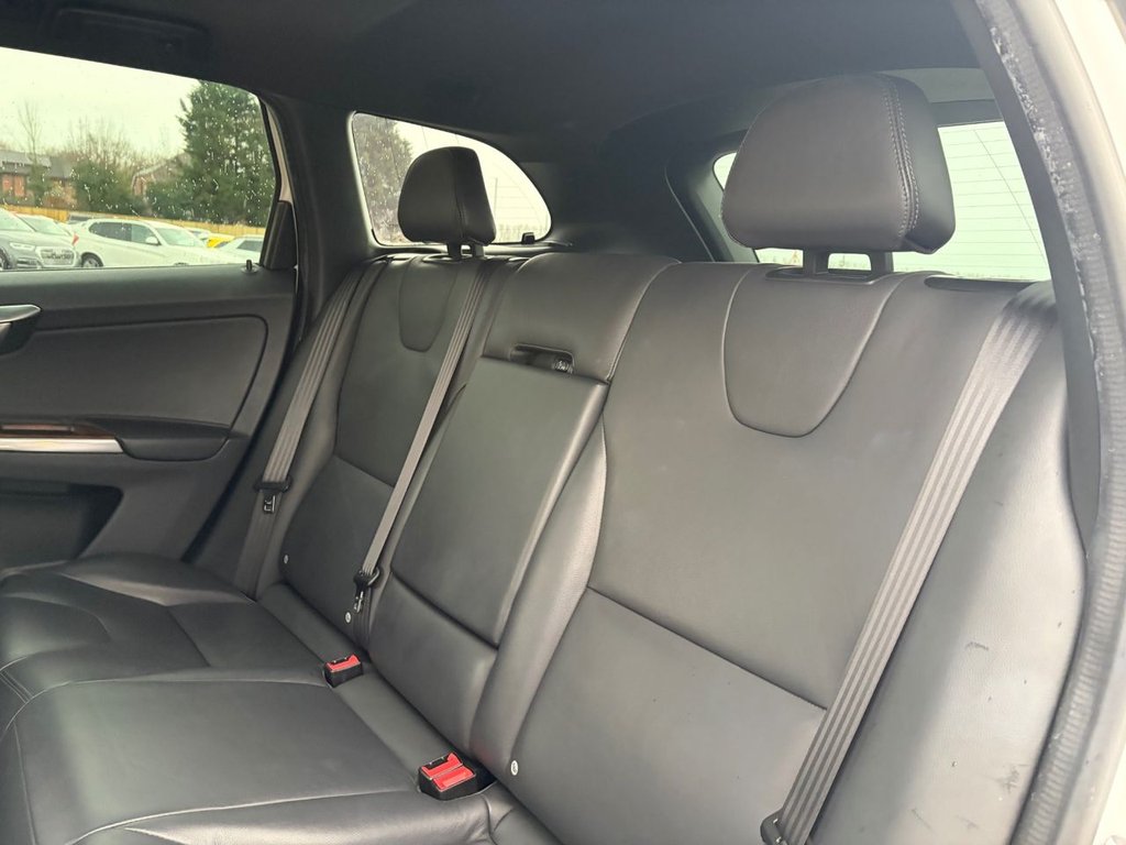 Used Volvo XC60 2016 for sale - 76840989: Photo 13