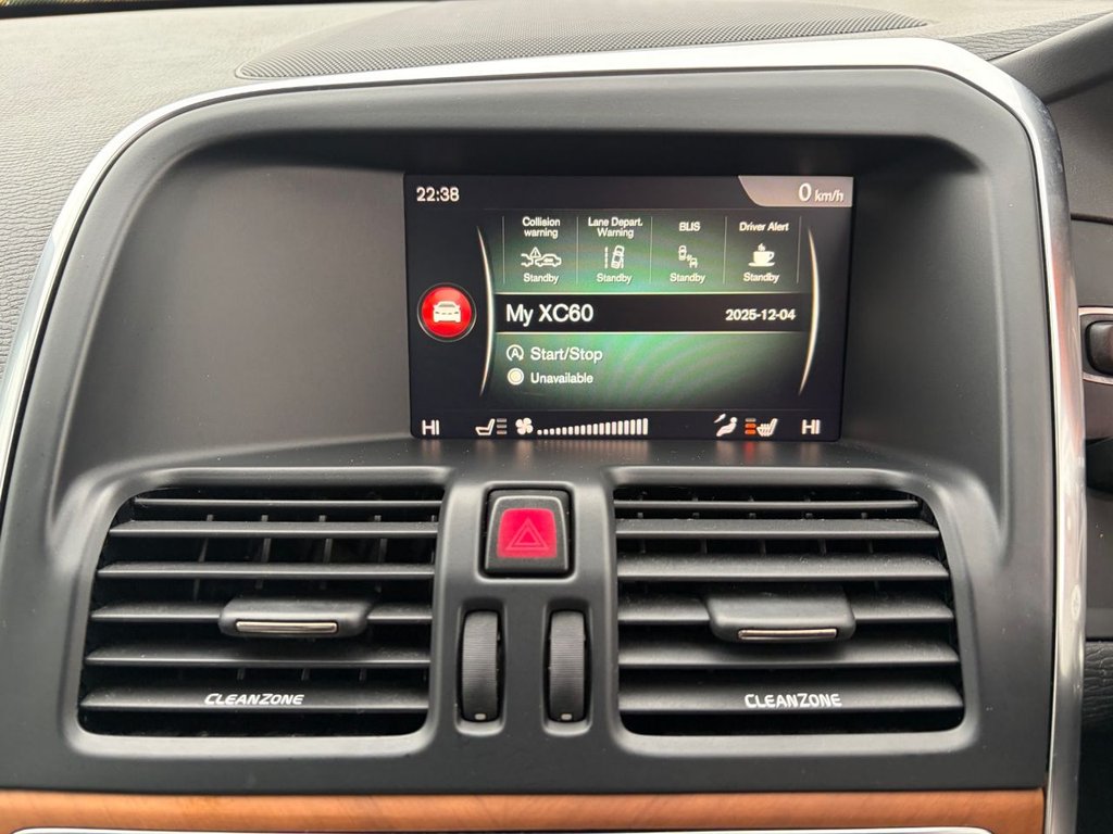 Used Volvo XC60 2016 for sale - 76840989: Photo 17