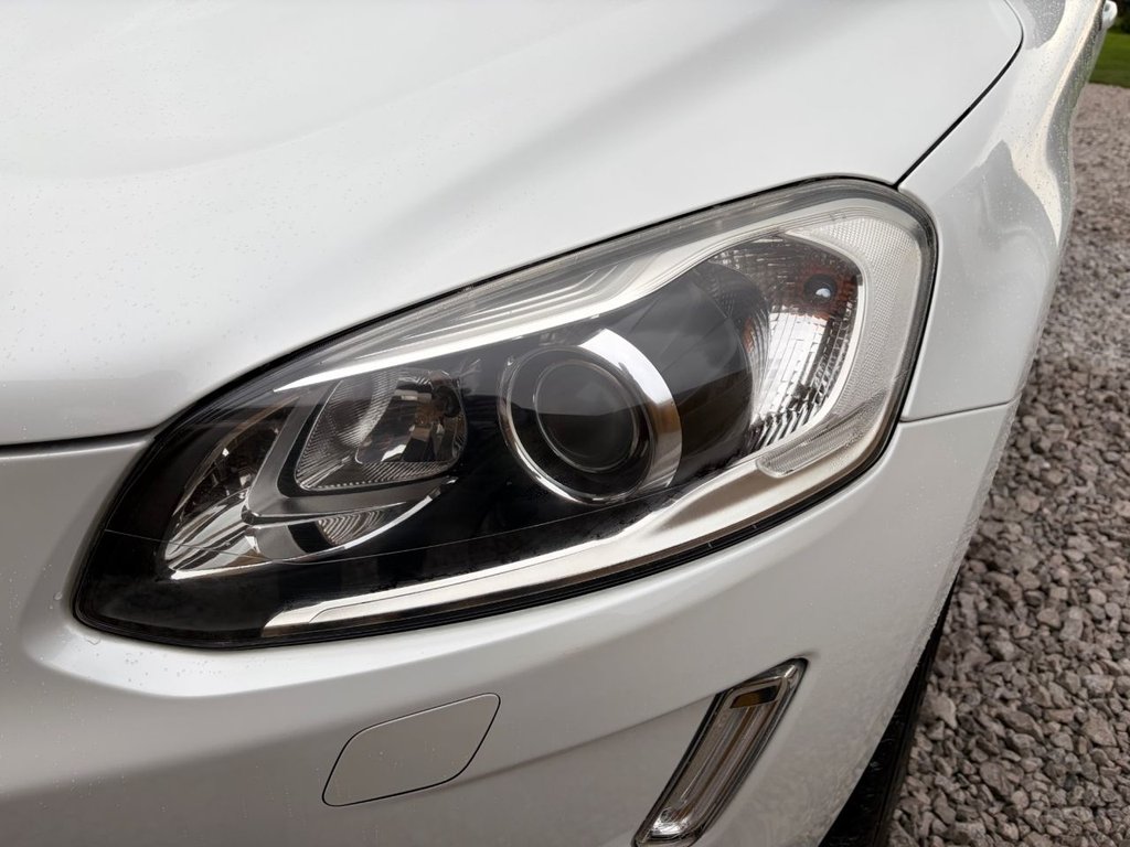 Used Volvo XC60 2016 for sale - 76840989: Photo 24