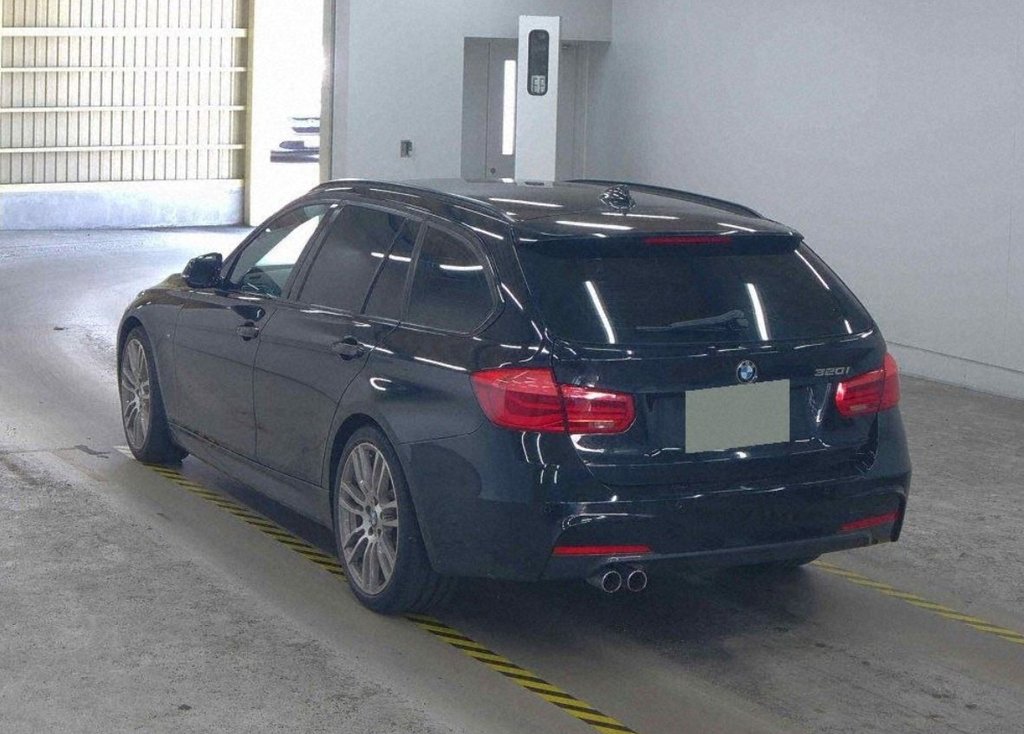 Used BMW 3 Series 2017 for sale - 76724382: Photo 3