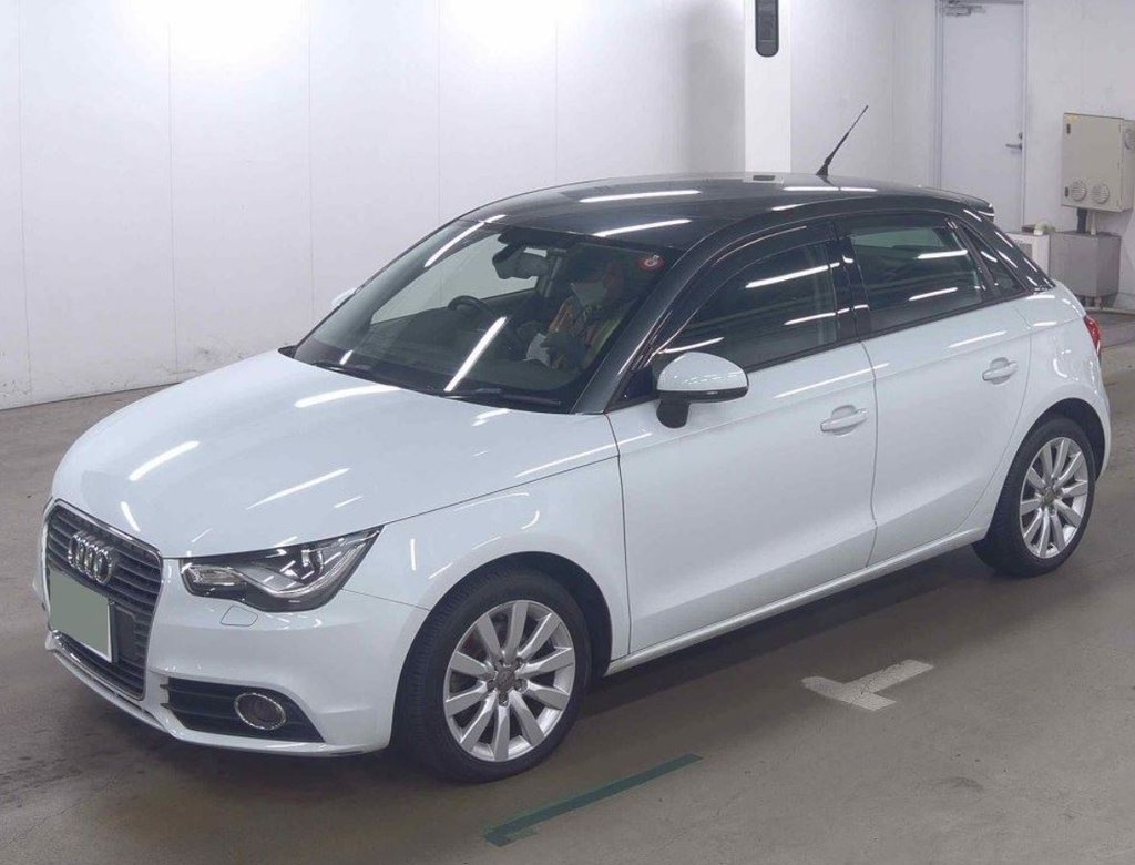 Used Audi A1 2012 for sale - 76724363: Photo 2