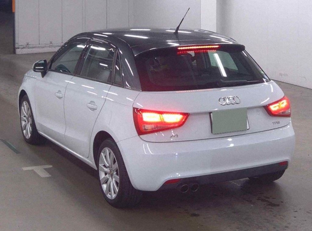 Used Audi A1 2012 for sale - 76724363: Photo 3