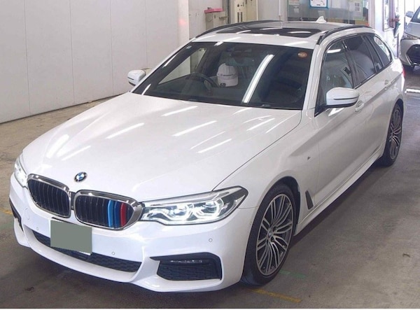Used BMW 5 Series 2018 for sale - 76148053: Photo 2