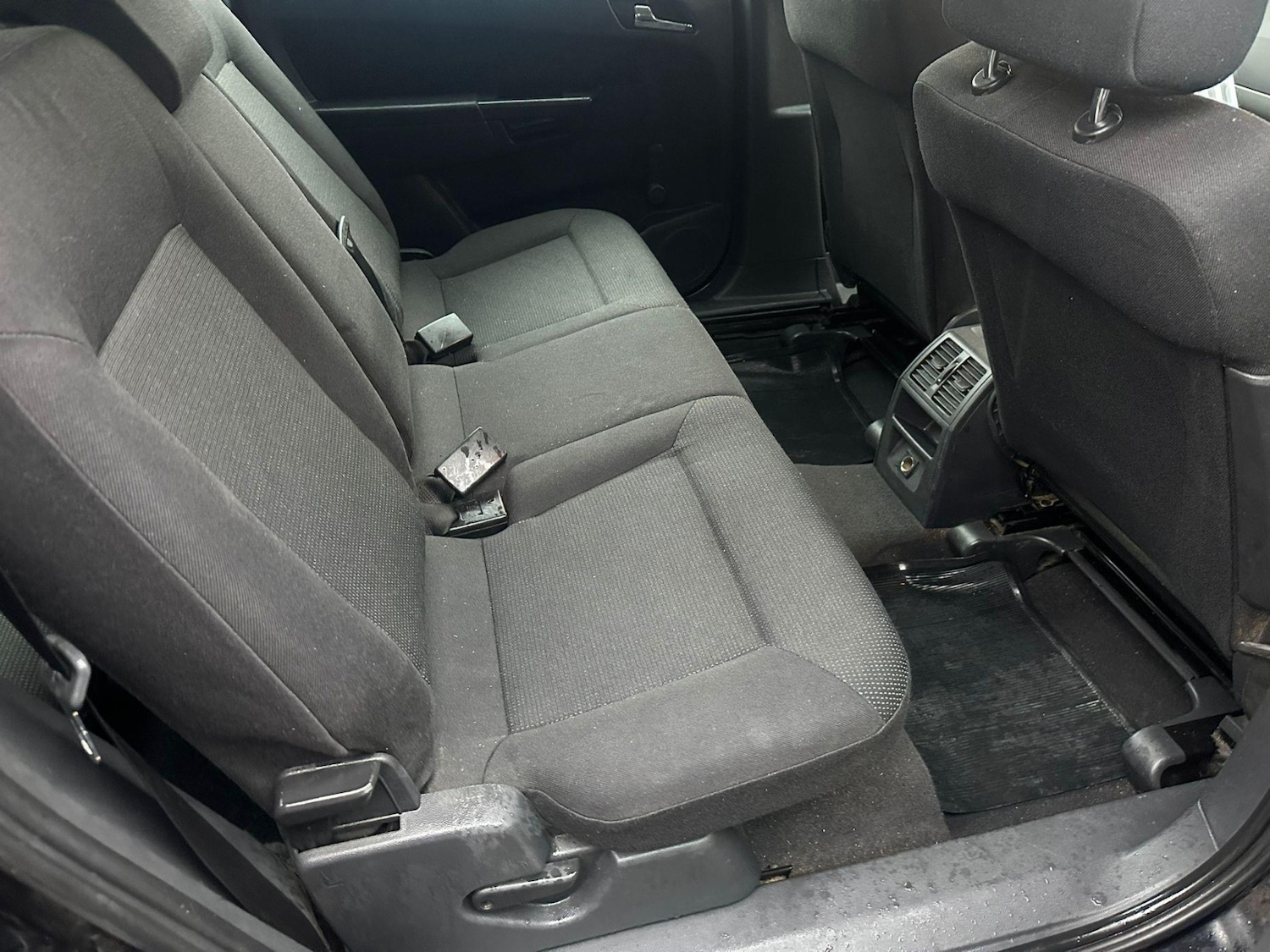 Used Vauxhall Zafira 2005 for sale - 77276985: Photo 16