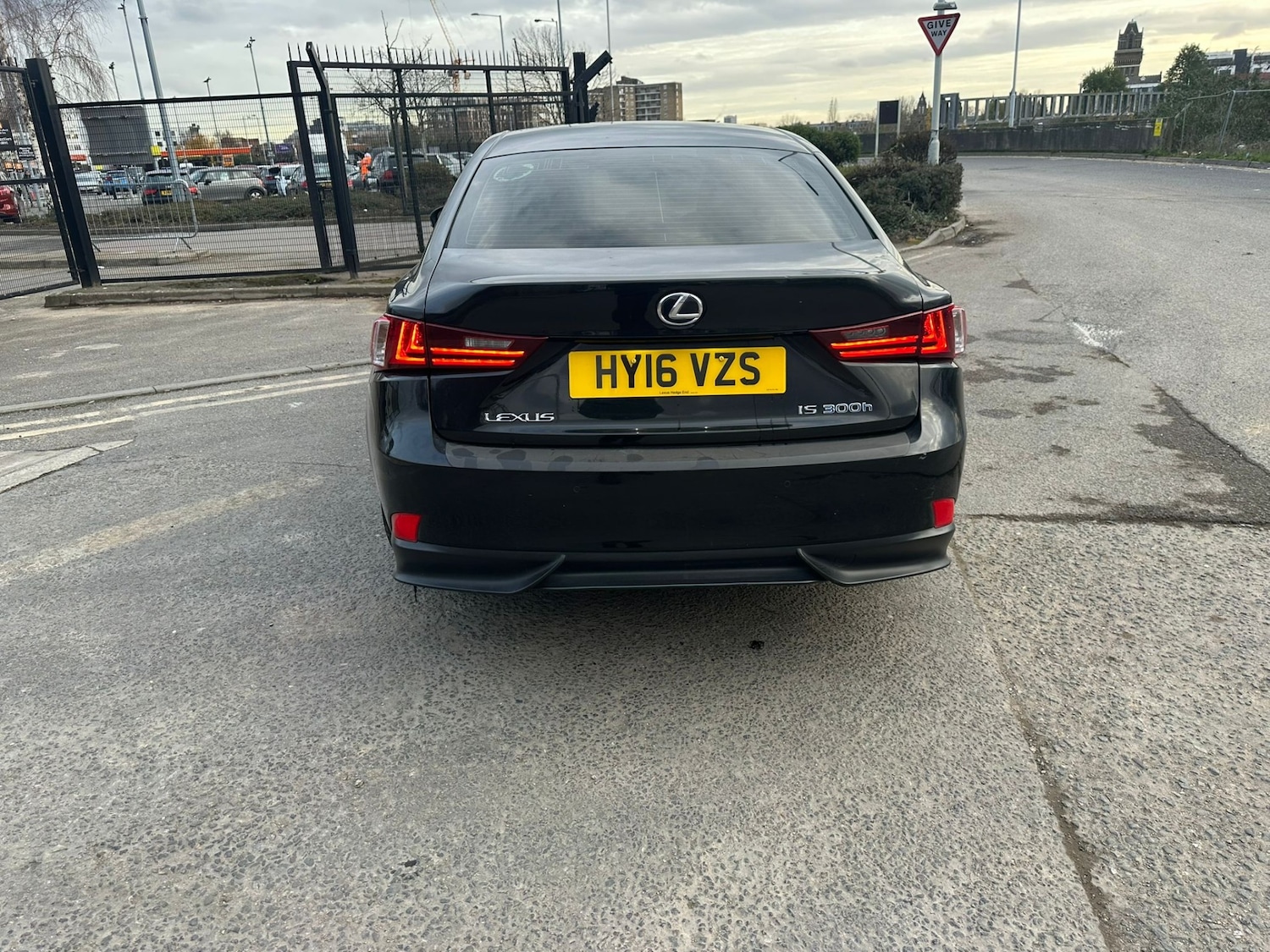 Used Lexus IS 2016 for sale - 76940241: Photo 7