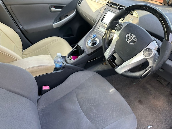Used Toyota Prius 2023 for sale - 76198764: Photo 13