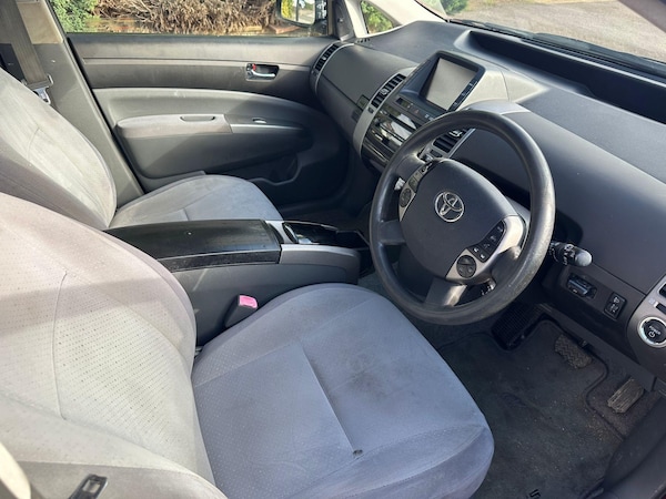 Used Toyota Prius 2005 for sale - 76286733: Photo 13