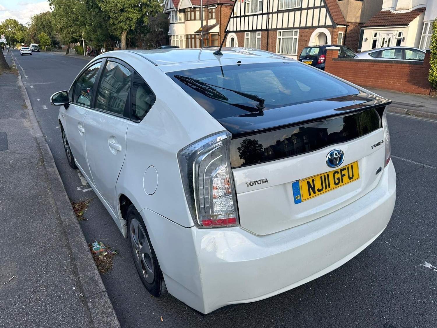 Used Toyota Prius 2011 for sale - 76591683: Photo 5