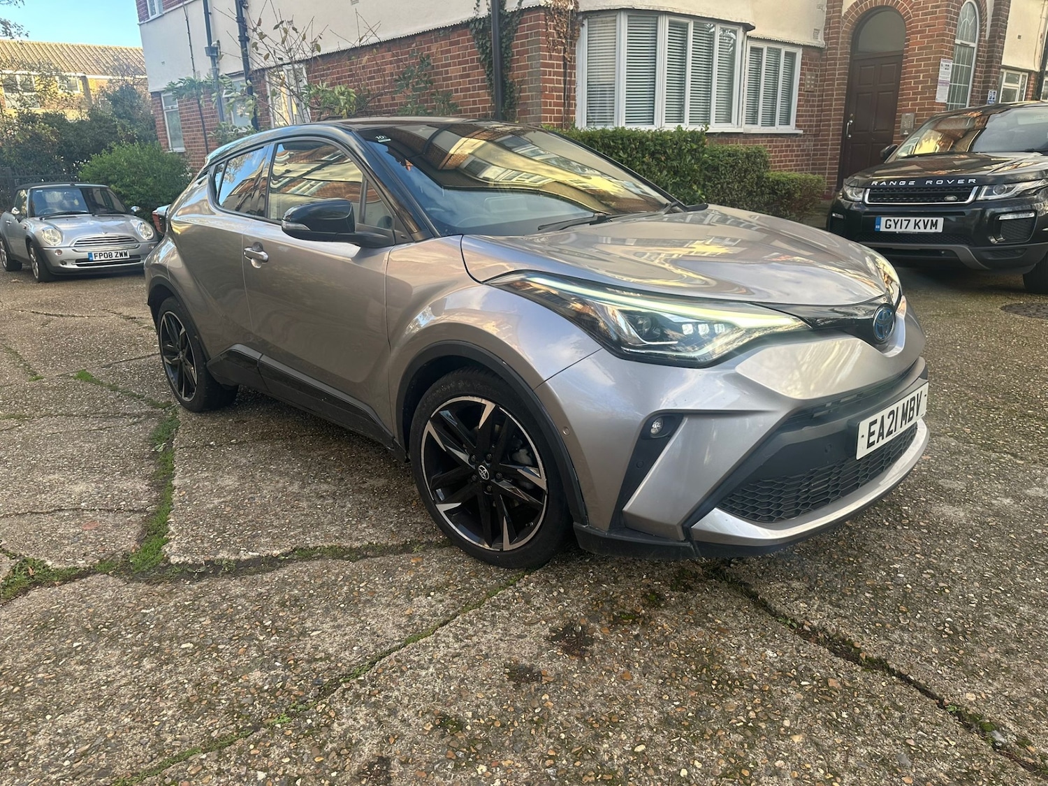 Used Toyota C-HR 2021 for sale - 76670736: Photo 8