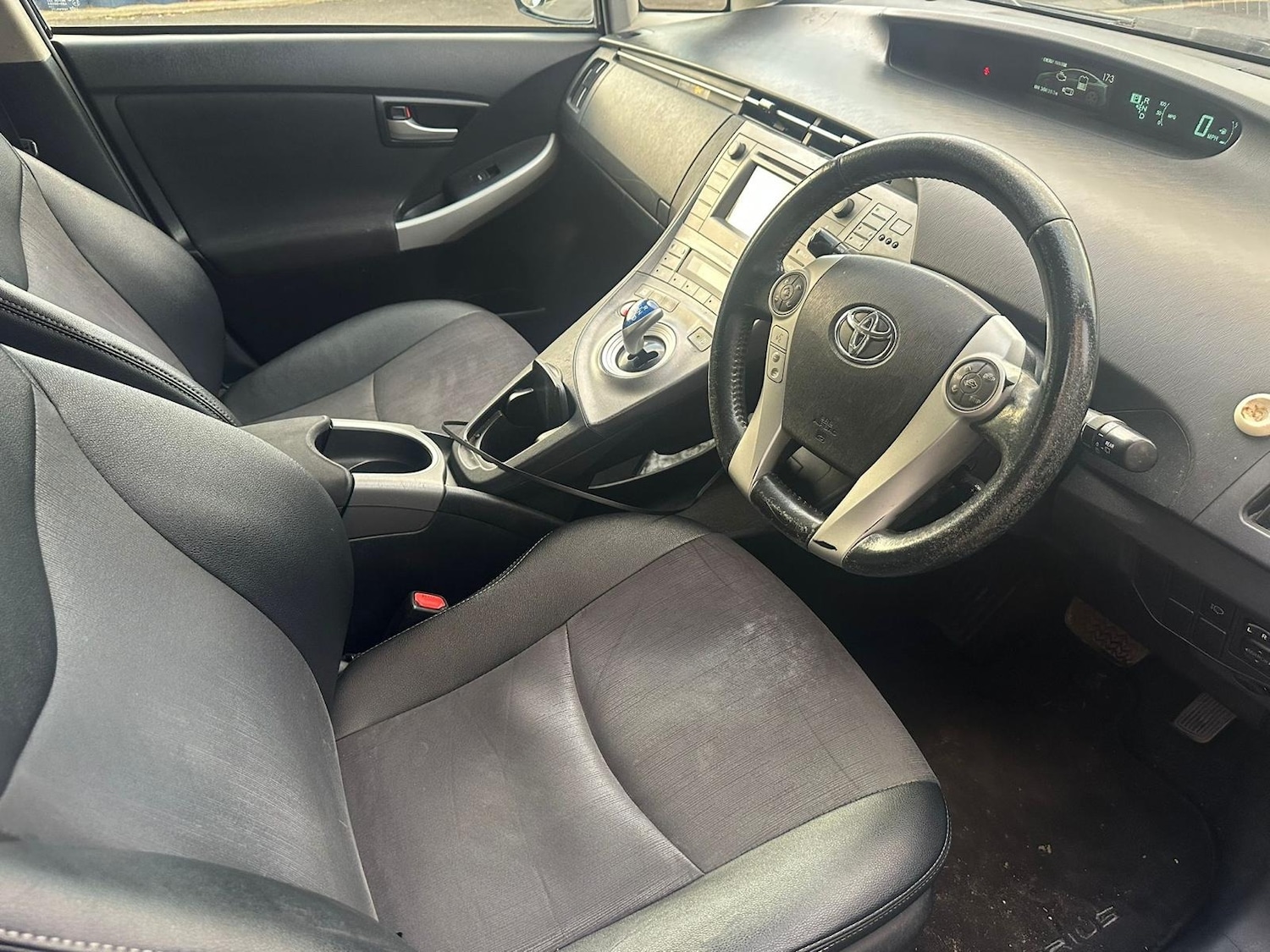 Used Toyota Prius 2014 for sale - 78025858: Photo 14