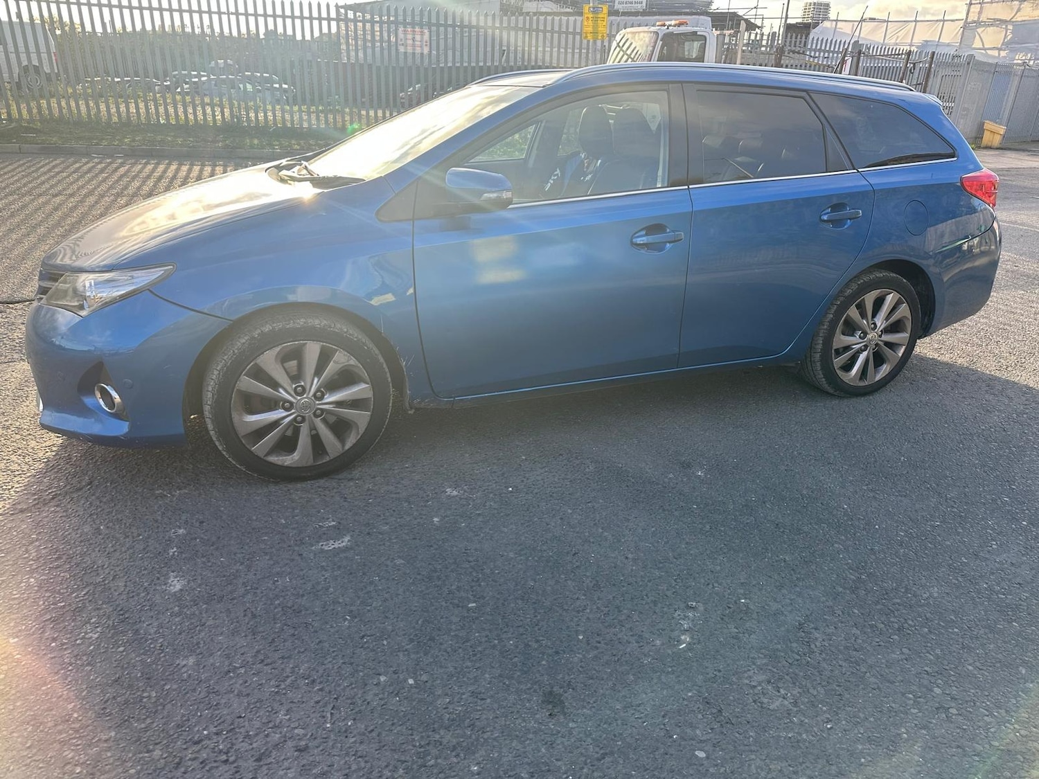 Used Toyota Auris 2014 for sale - 76751515: Photo 3