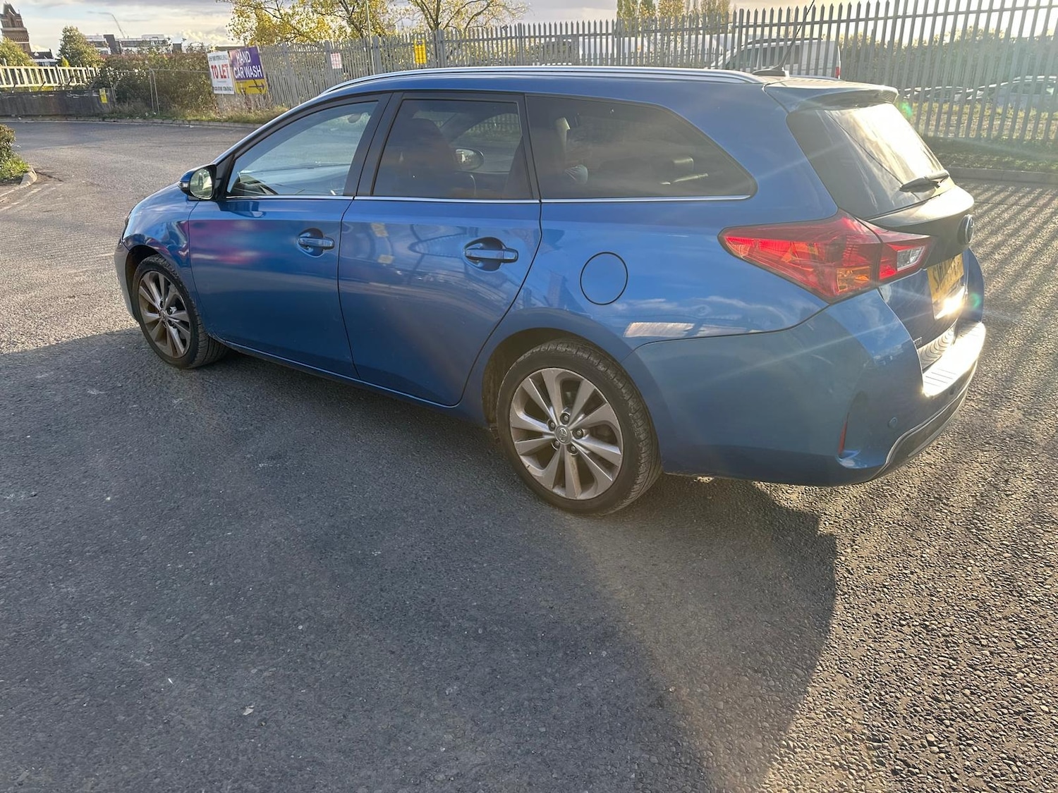 Used Toyota Auris 2014 for sale - 76751515: Photo 4