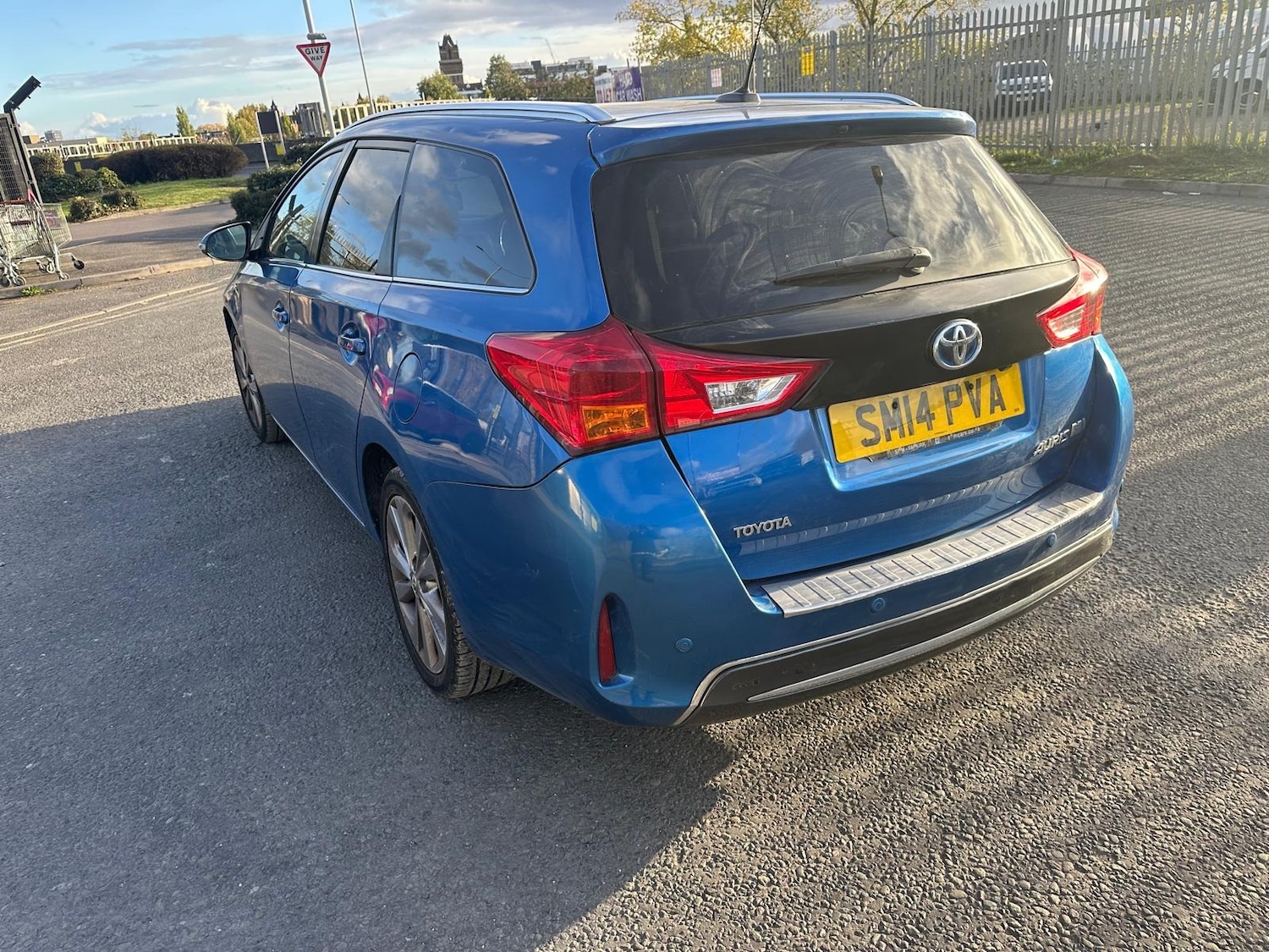 Used Toyota Auris 2014 for sale - 76751515: Photo 5