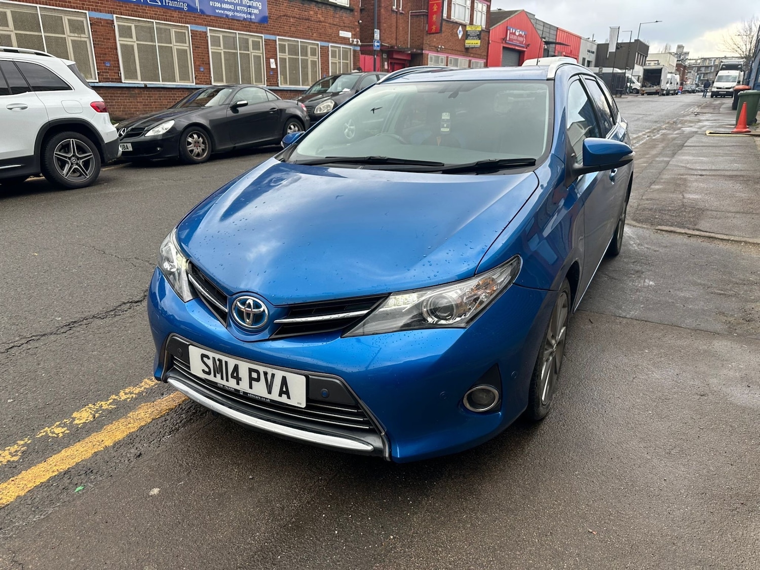 Used Toyota Auris 2014 for sale - 77578205: Photo 2