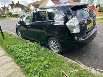 Used Toyota Prius+ 2014 for sale - 74949222: Photo
