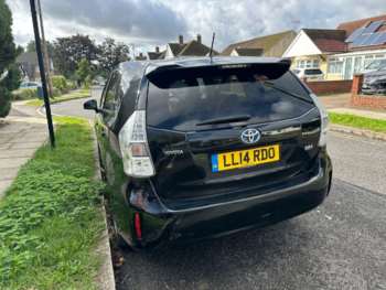 Used Toyota Prius+ 2014 for sale - 74949222: Photo