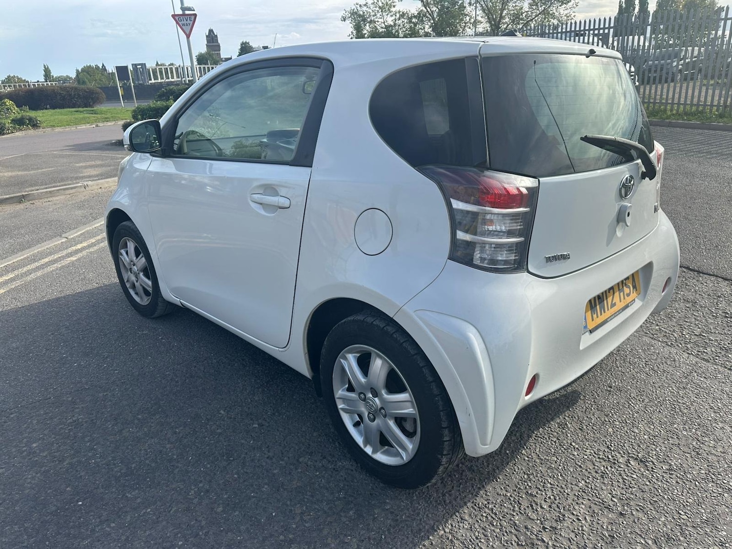 Used Toyota IQ 2012 for sale - 76547995: Photo 5