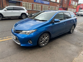 Used Toyota Auris 2014 for sale - 77410780: Photo
