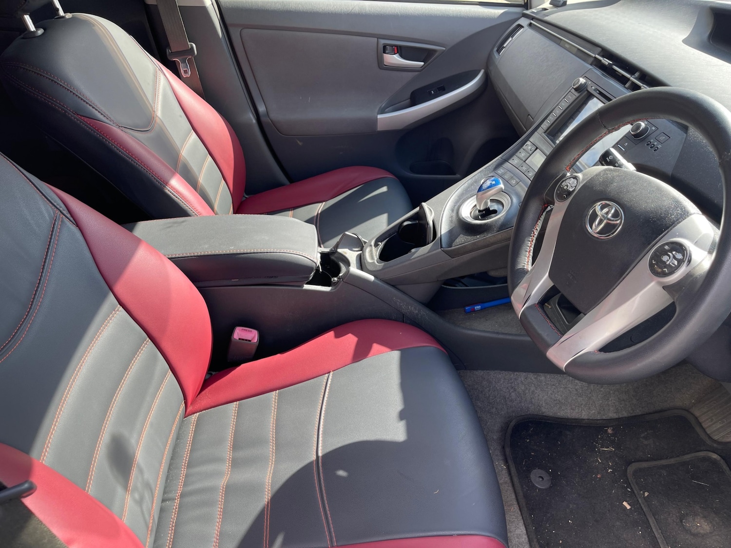 Used Toyota Prius 2015 for sale - 77418593: Photo 10