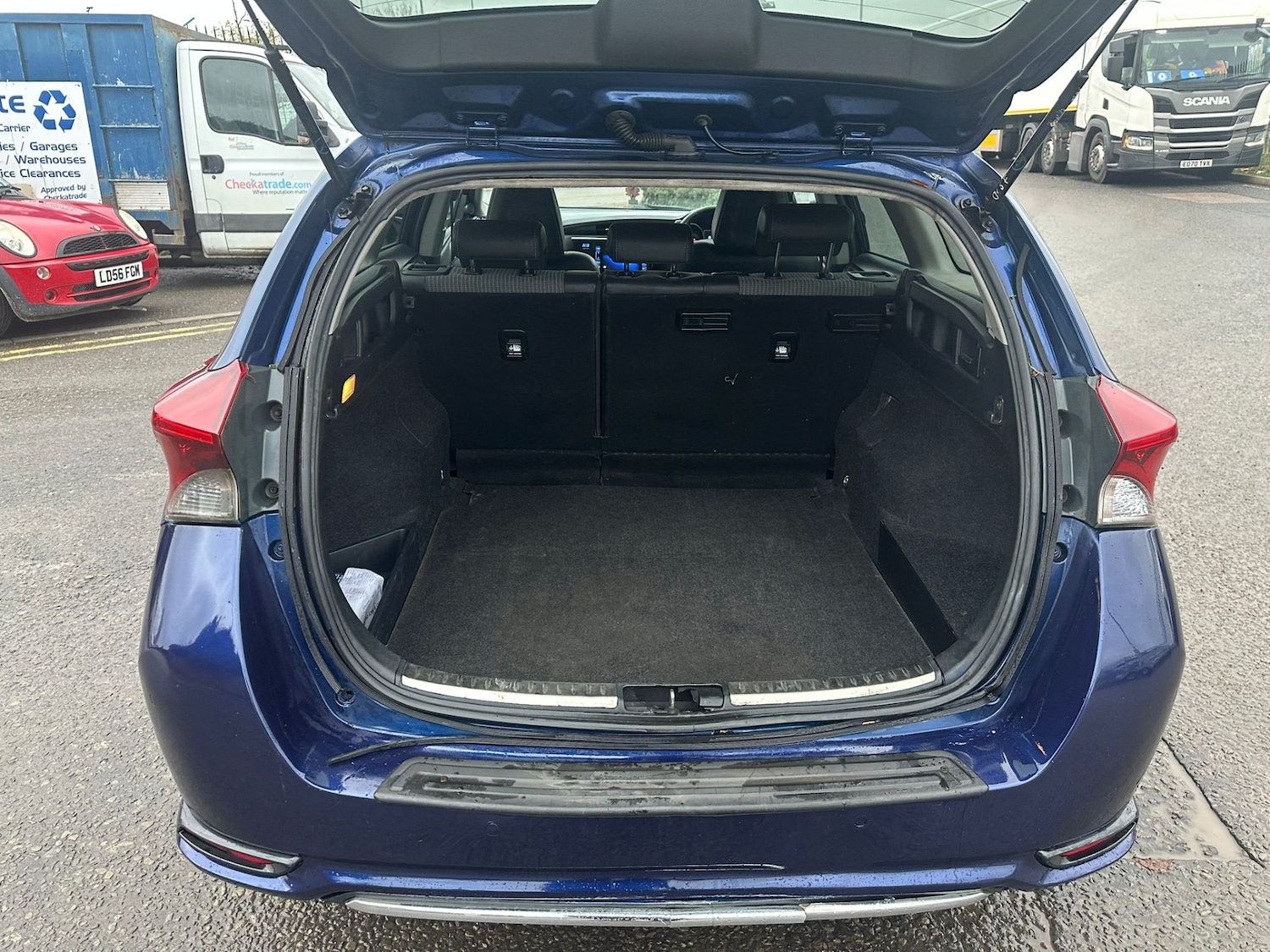 Used Toyota Auris 2015 for sale - 76940222: Photo 8