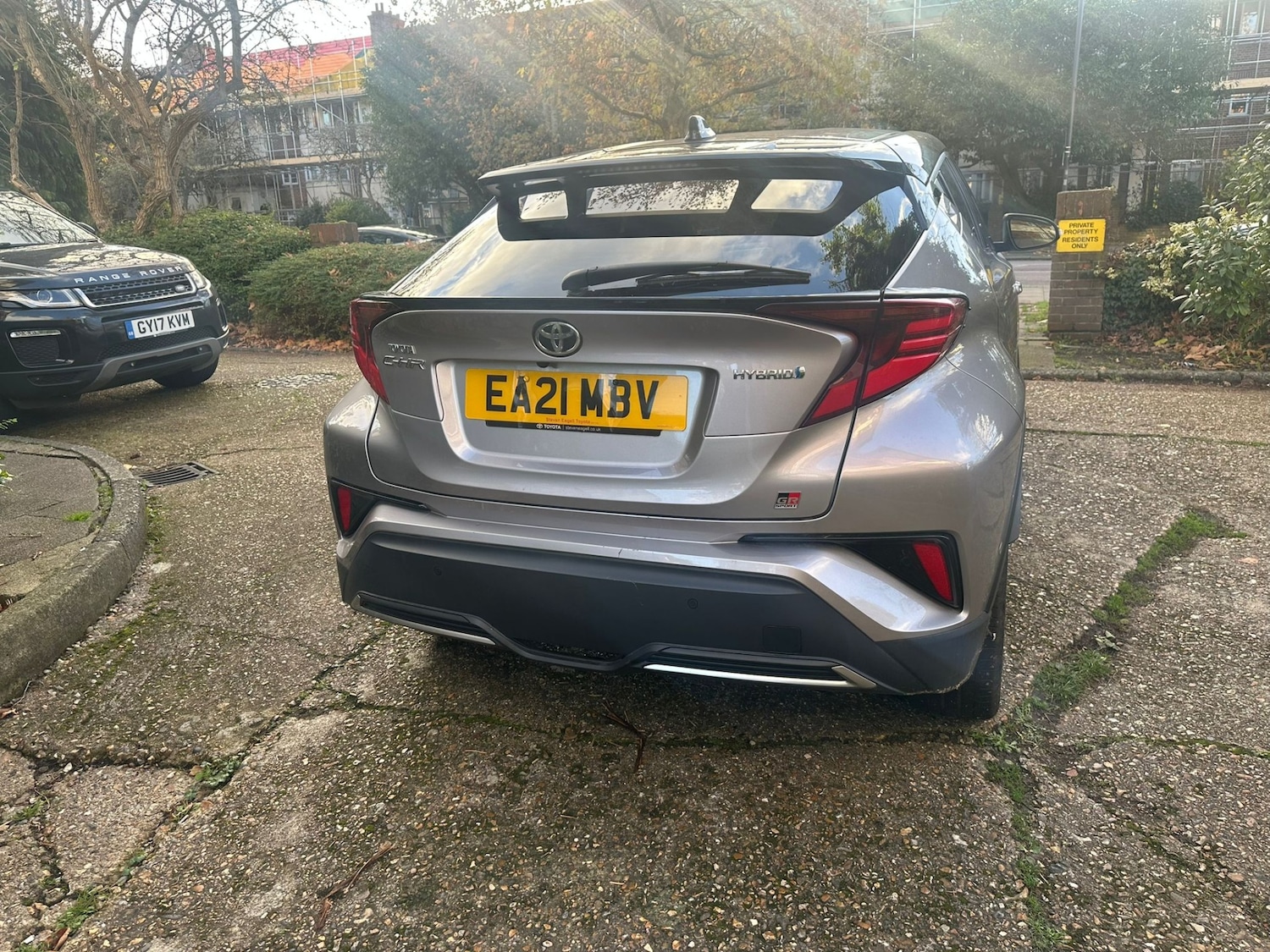 Used Toyota C-HR 2021 for sale - 76837567: Photo 6