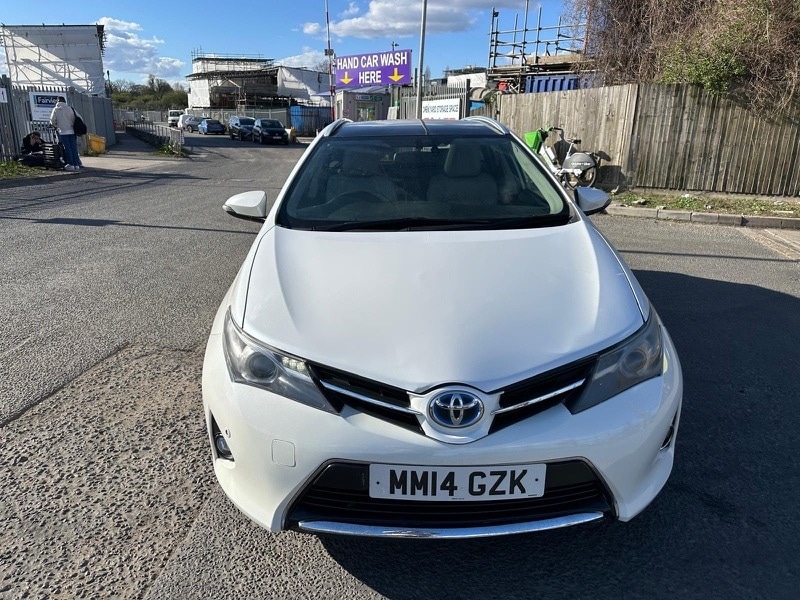 Used Toyota Auris 2014 for sale - 76741594: Photo 1