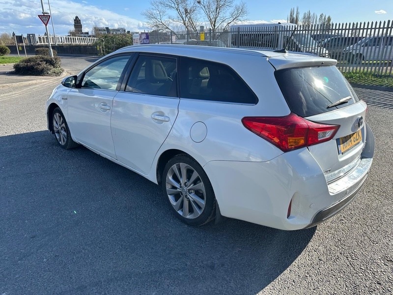 Used Toyota Auris 2014 for sale - 76741594: Photo 4