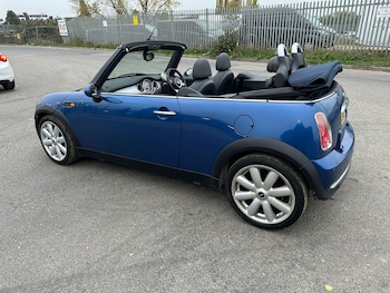 Used MINI Convertible 2008 for sale - 75545370: Photo