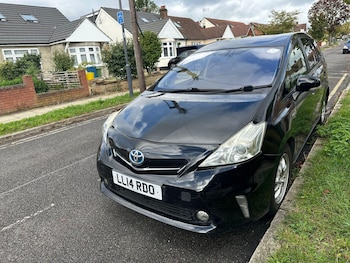 Used Toyota Prius+ 2014 for sale - 75361786: Photo