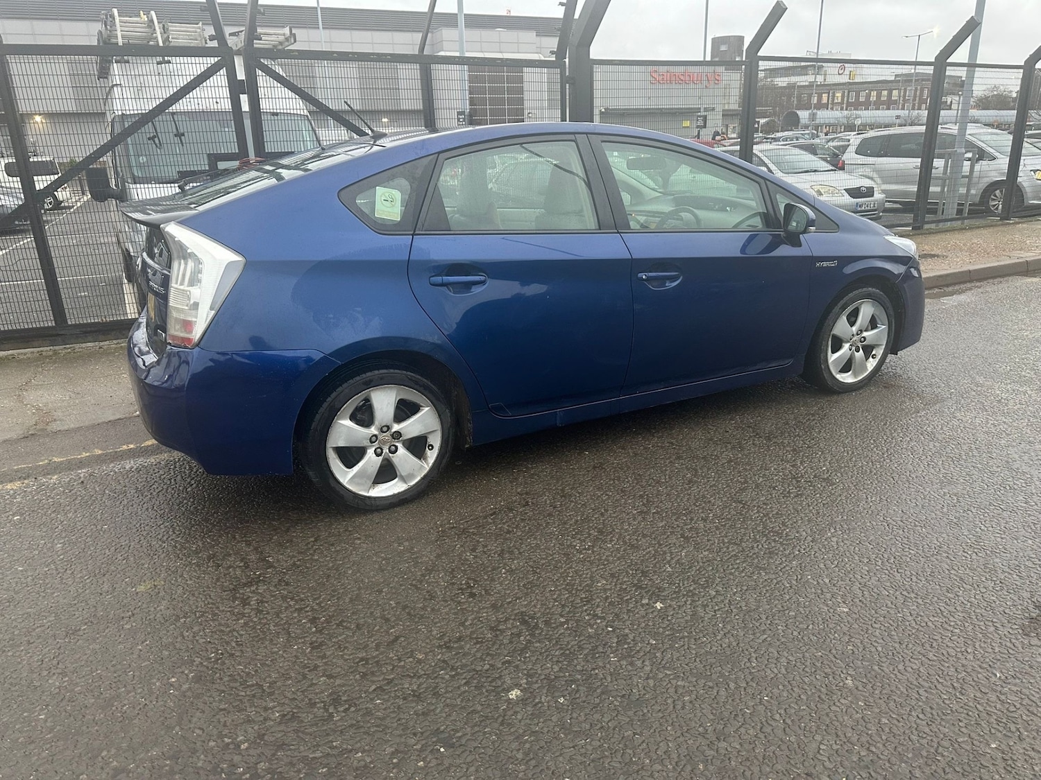 Used Toyota Prius 2010 for sale - 76844821: Photo 8