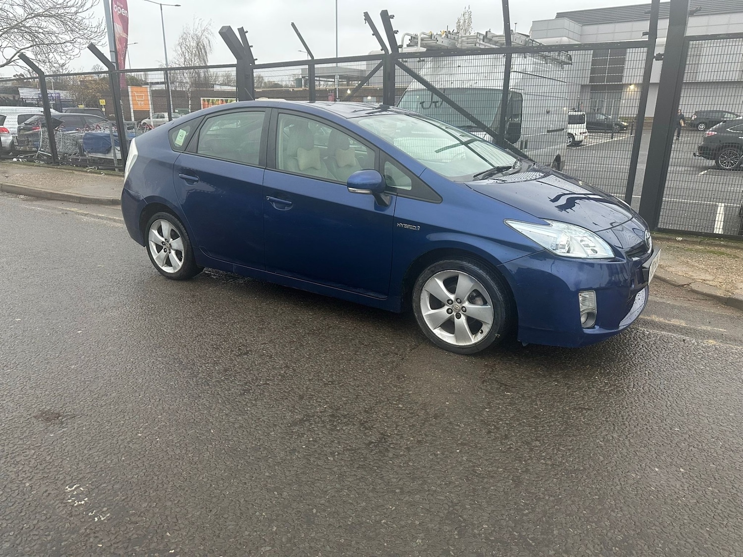 Used Toyota Prius 2010 for sale - 76844821: Photo 9