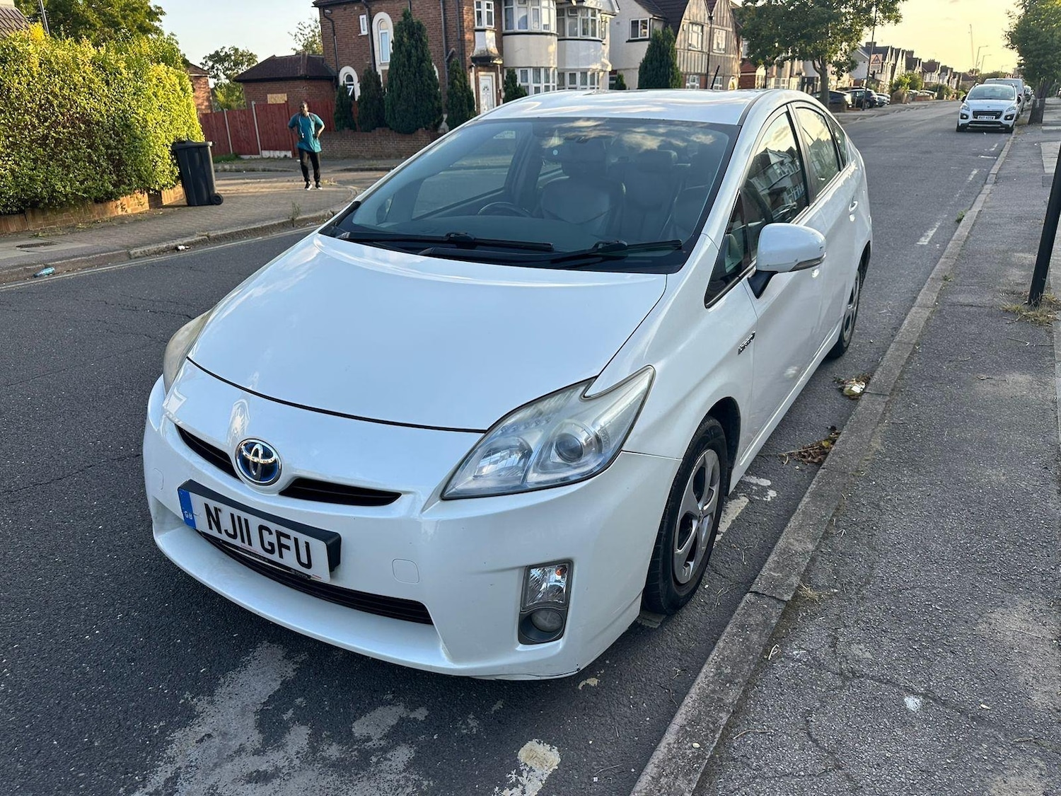 Used Toyota Prius 2011 for sale - 76751712: Photo 2