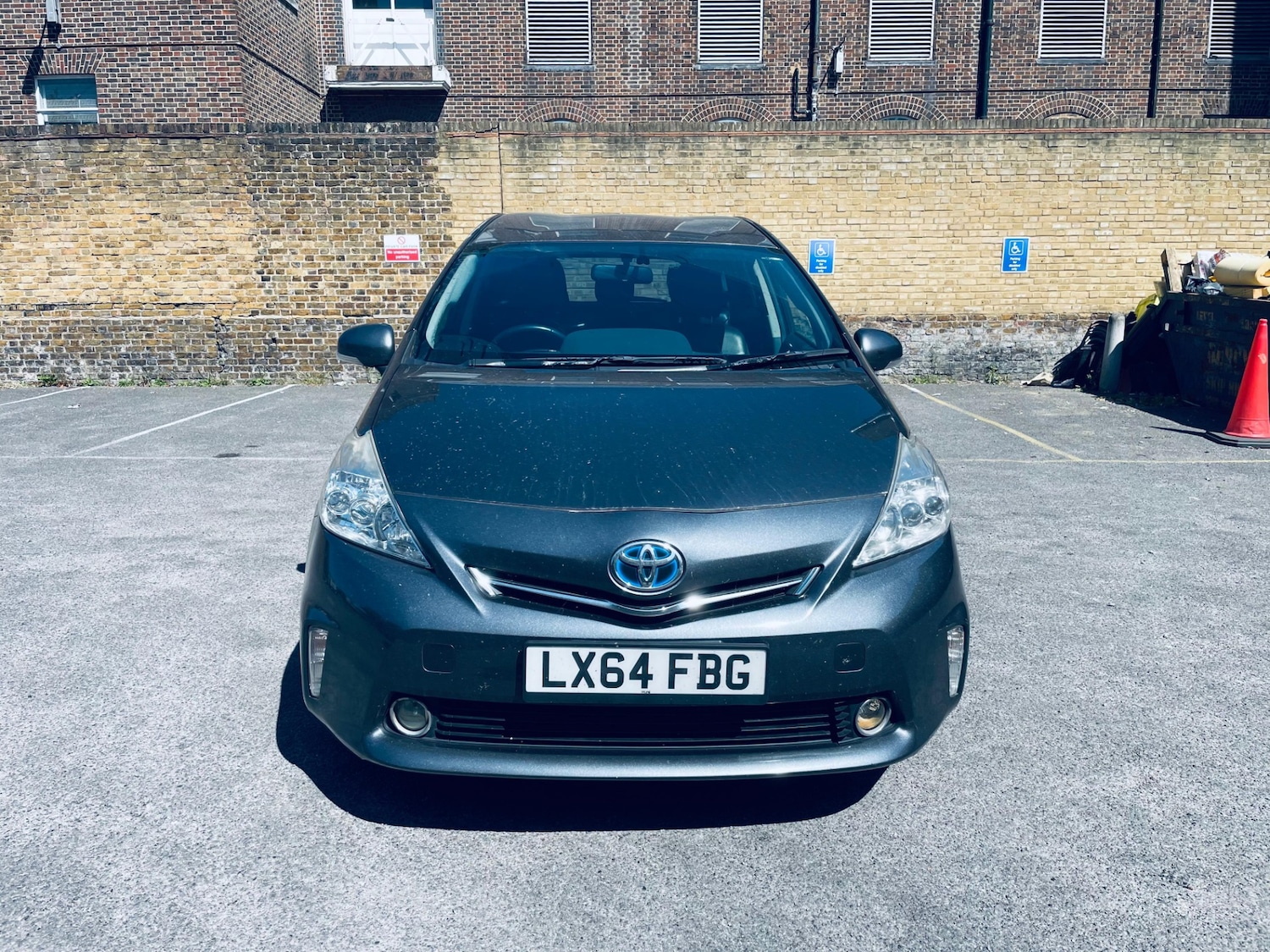 Used Toyota Prius+ 2019 for sale - 76521170: Photo 1