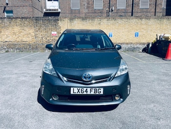 Used Toyota Prius+ undefined for sale - 76521170: Photo