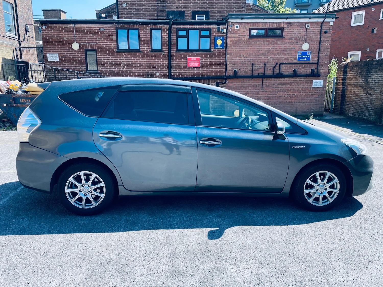 Used Toyota Prius+ 2019 for sale - 76521170: Photo 8